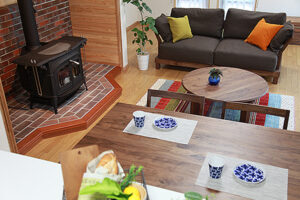 煙突が真ん中にある3