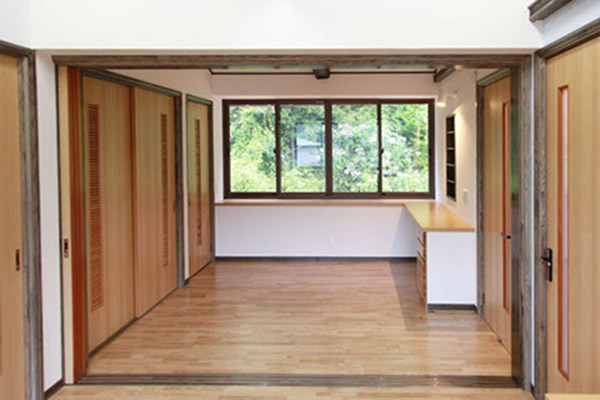 硝子の屋根瓦の家4